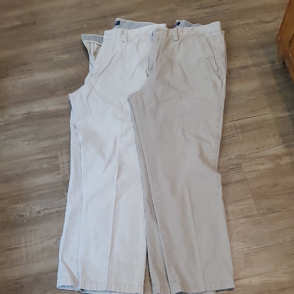 Nautica Men's Light Tan Chino Pants